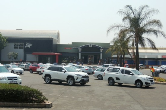 Akasia shopping mall