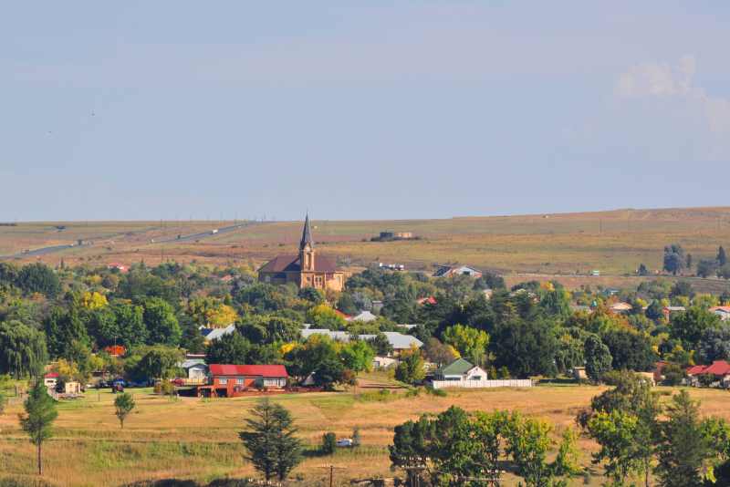 The town of Warden as seen while travelling south on the N3